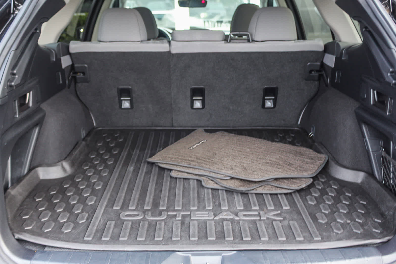 Used 2020 Subaru Outback Premium w/ Popular Package #1 image 26