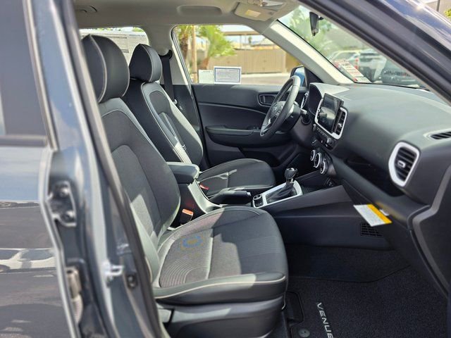 New 2026 Hyundai Venue SEL FWD image 10
