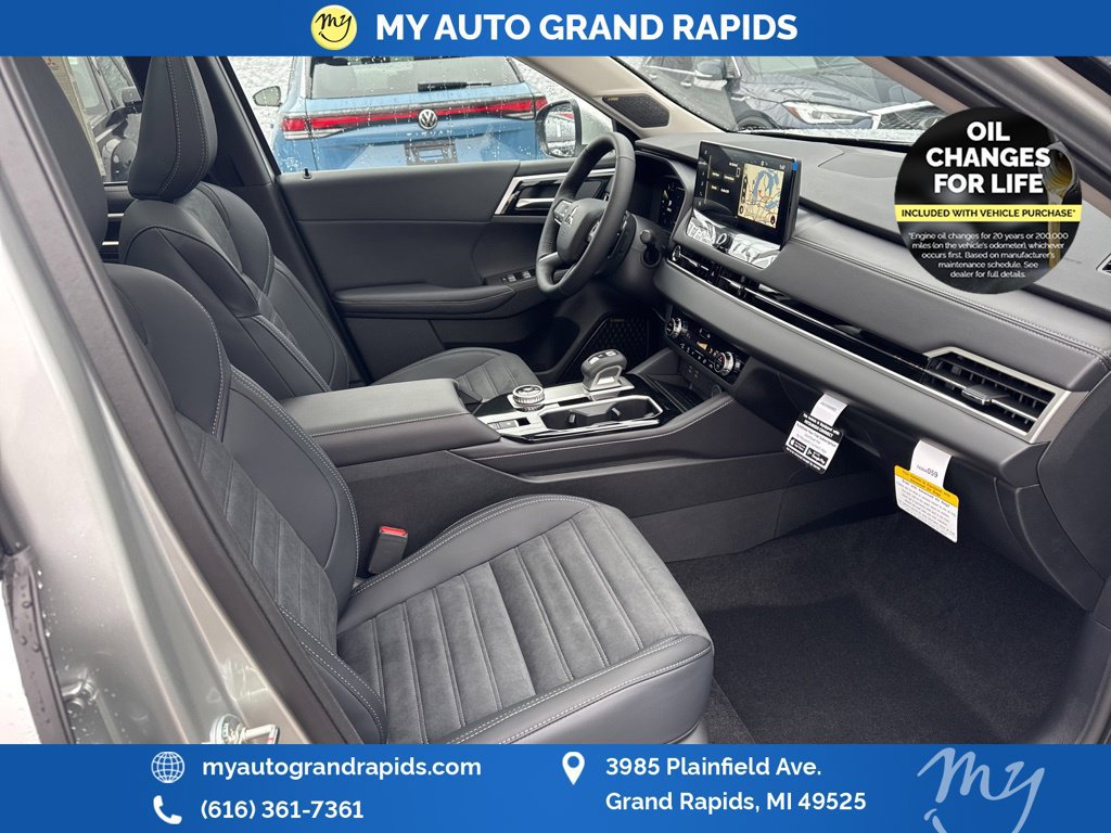 Used 2026 Mitsubishi Outlander SE AWD/4WD image 18