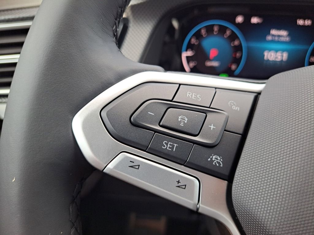 New 2026 Volkswagen Atlas Cross Sport SEL Premium R-Line image 14