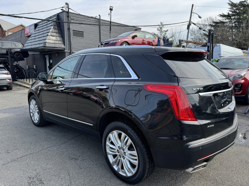 Used 2018 Cadillac XT5 Premium Luxury image 4
