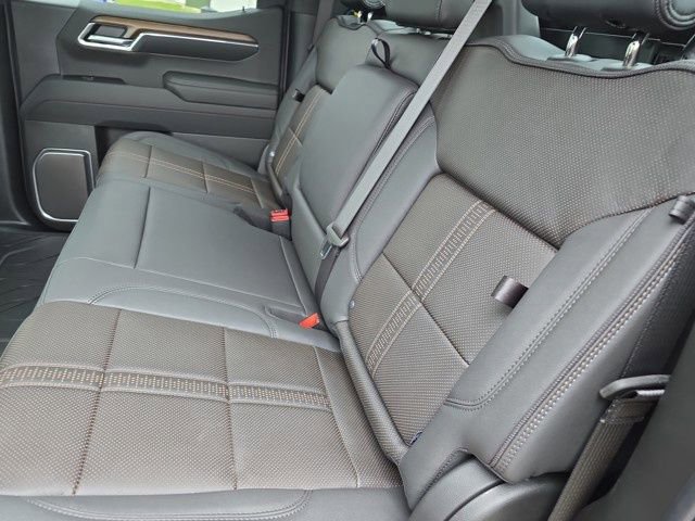 New 2025 Chevrolet Silverado 1500 High Country image 5