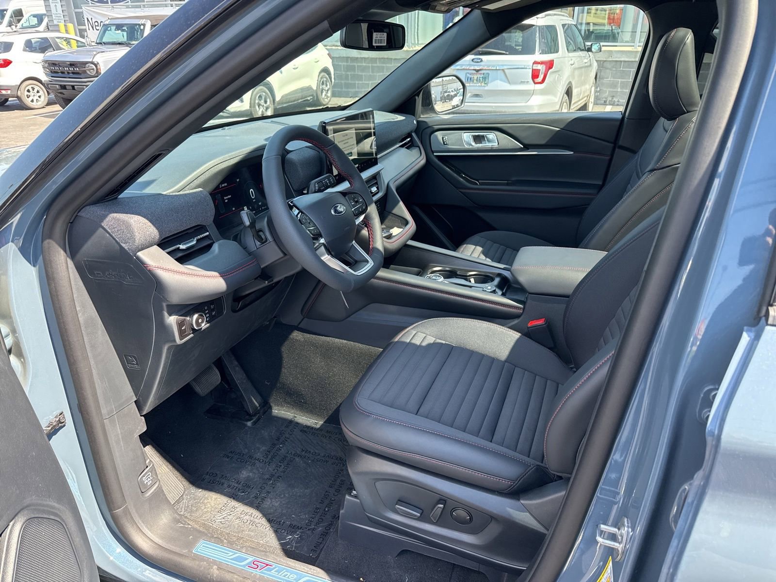 New 2026 Ford Explorer ST-Line image 22