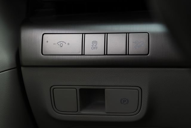 Used 2025 Hyundai Kona SEL image 37