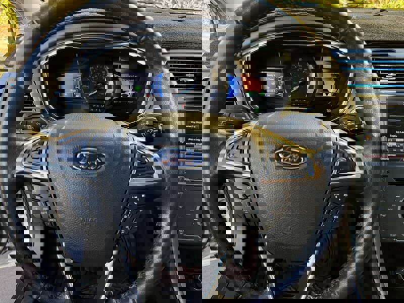 Used 2014 Ford Fusion Energi Titanium w/ Driver Assist Package image 18