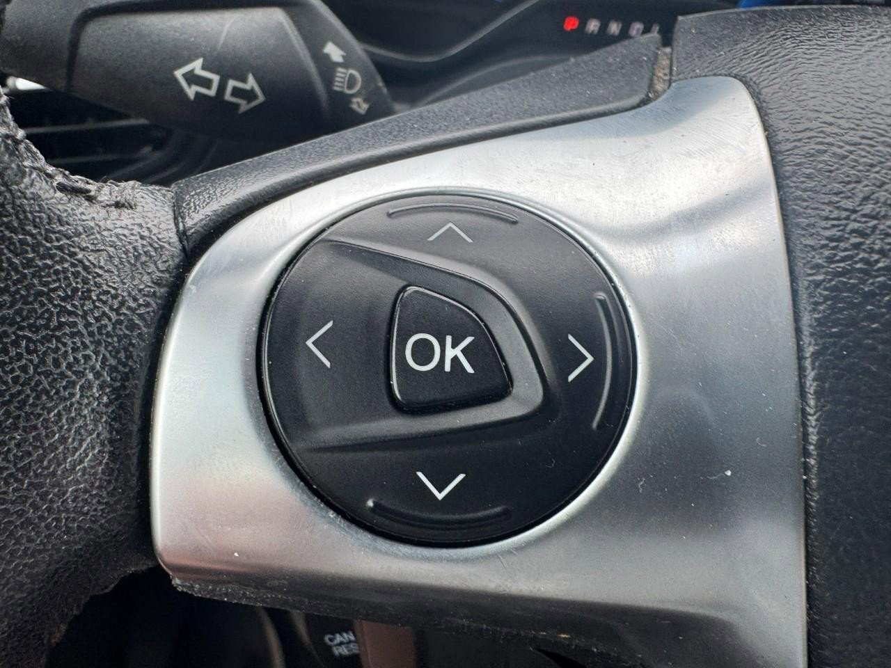 Used 2016 Ford C-MAX SE image 16