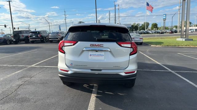 Used 2022 GMC Terrain SLT w/ Infotainment Package II AWD/4WD image 7