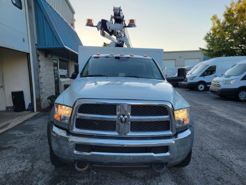 Used 2017 RAM 5500 Tradesman w/ Power & Remote Entry Group RWD image 12