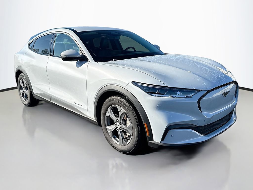 Used 2022 Ford Mustang Mach-E Select image 2