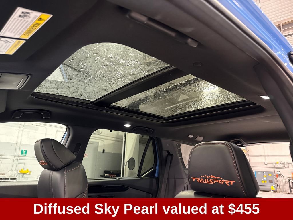 Used 2023 Honda Pilot TrailSport image 3