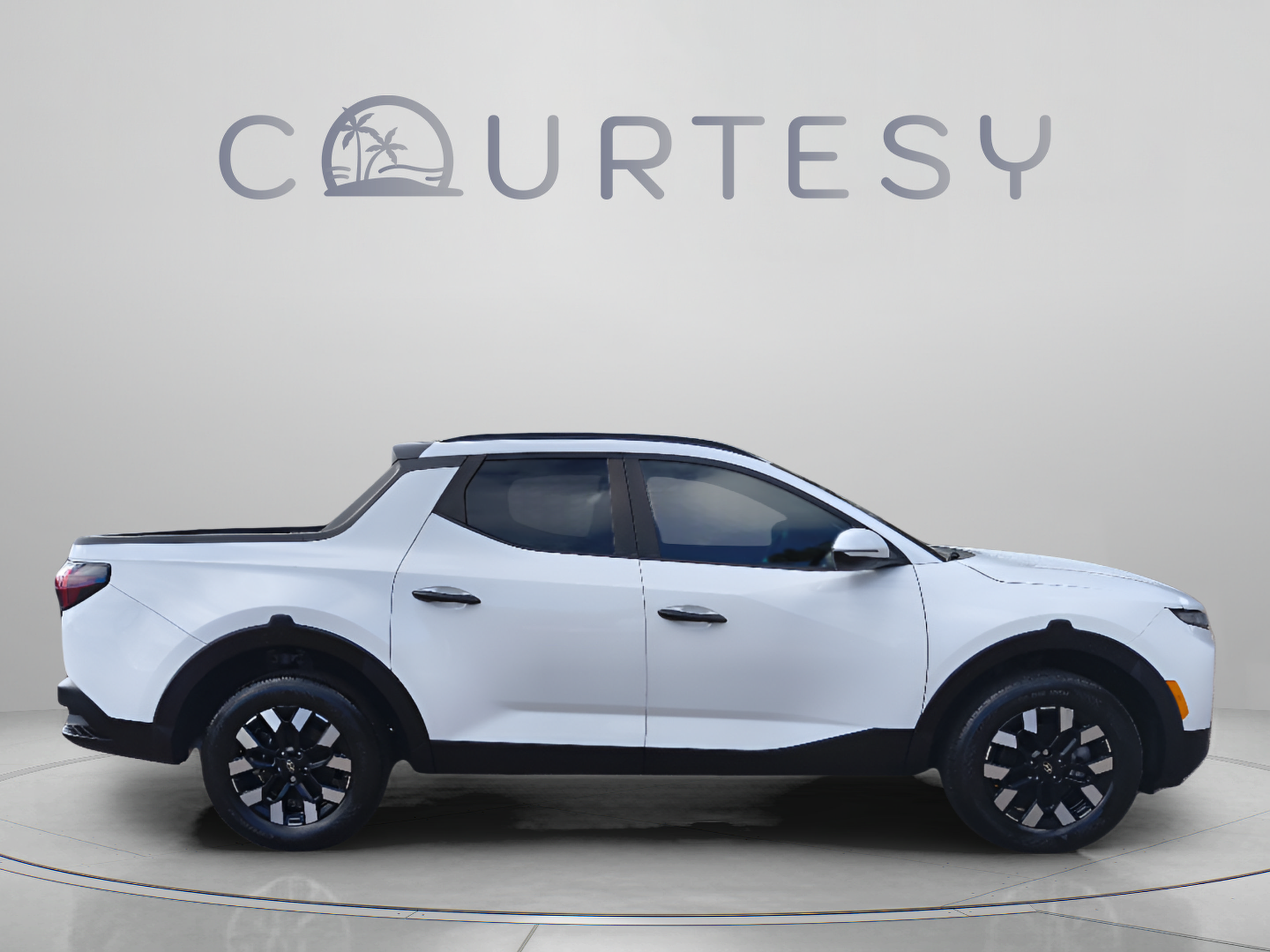 Certified 2025 Hyundai Santa Cruz SEL FWD image 6