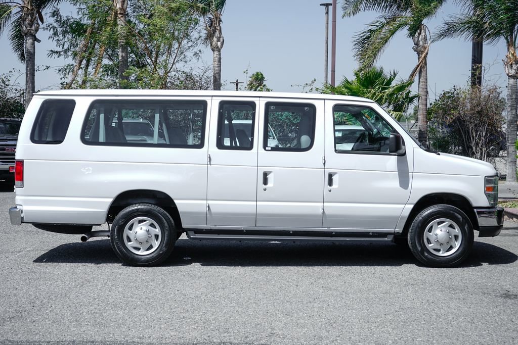 Used 2014 Ford E-350 and Econoline 350 XLT RWD image 11