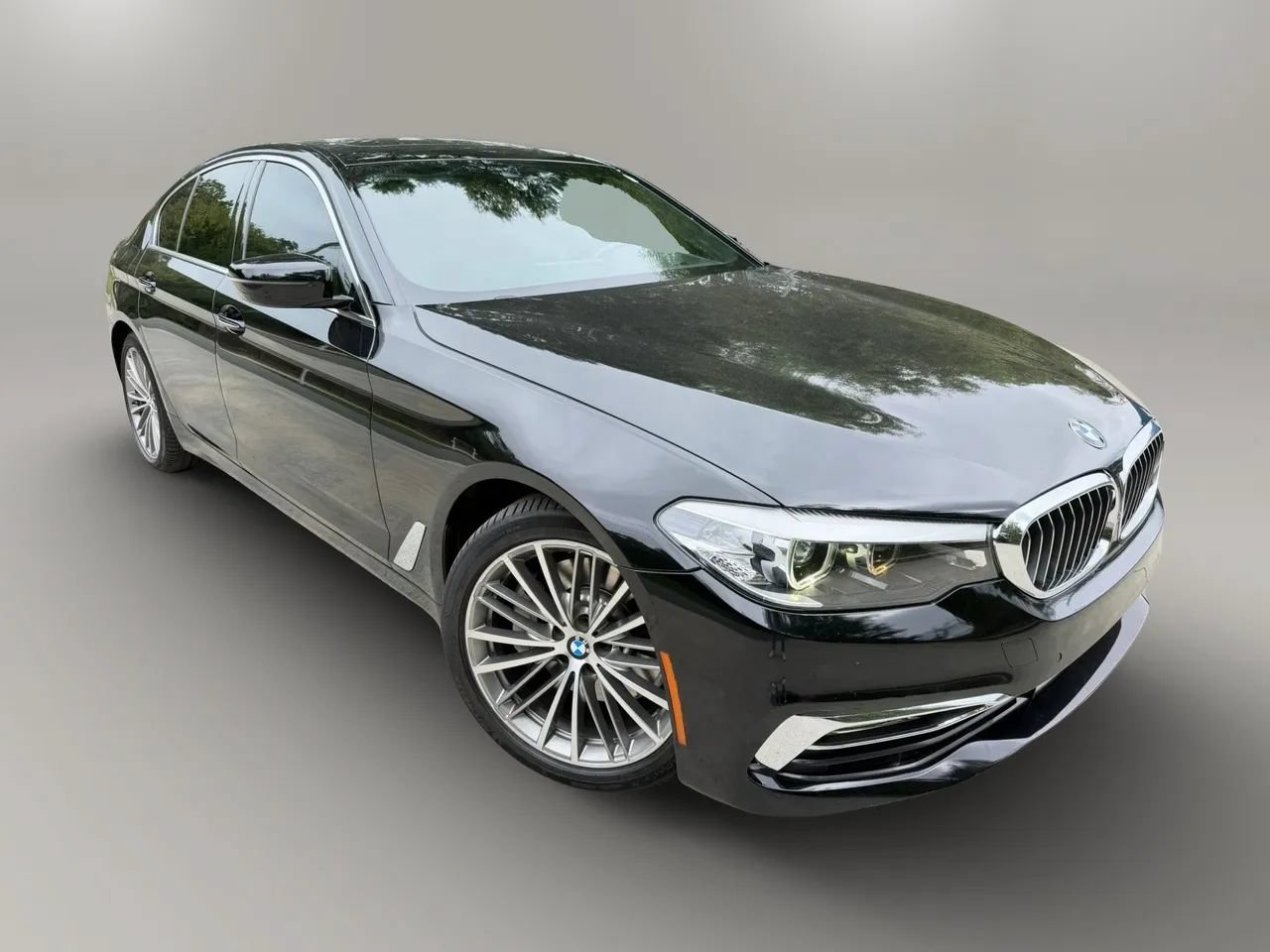 Used 2017 BMW 530i w/ Premium Package RWD image 12