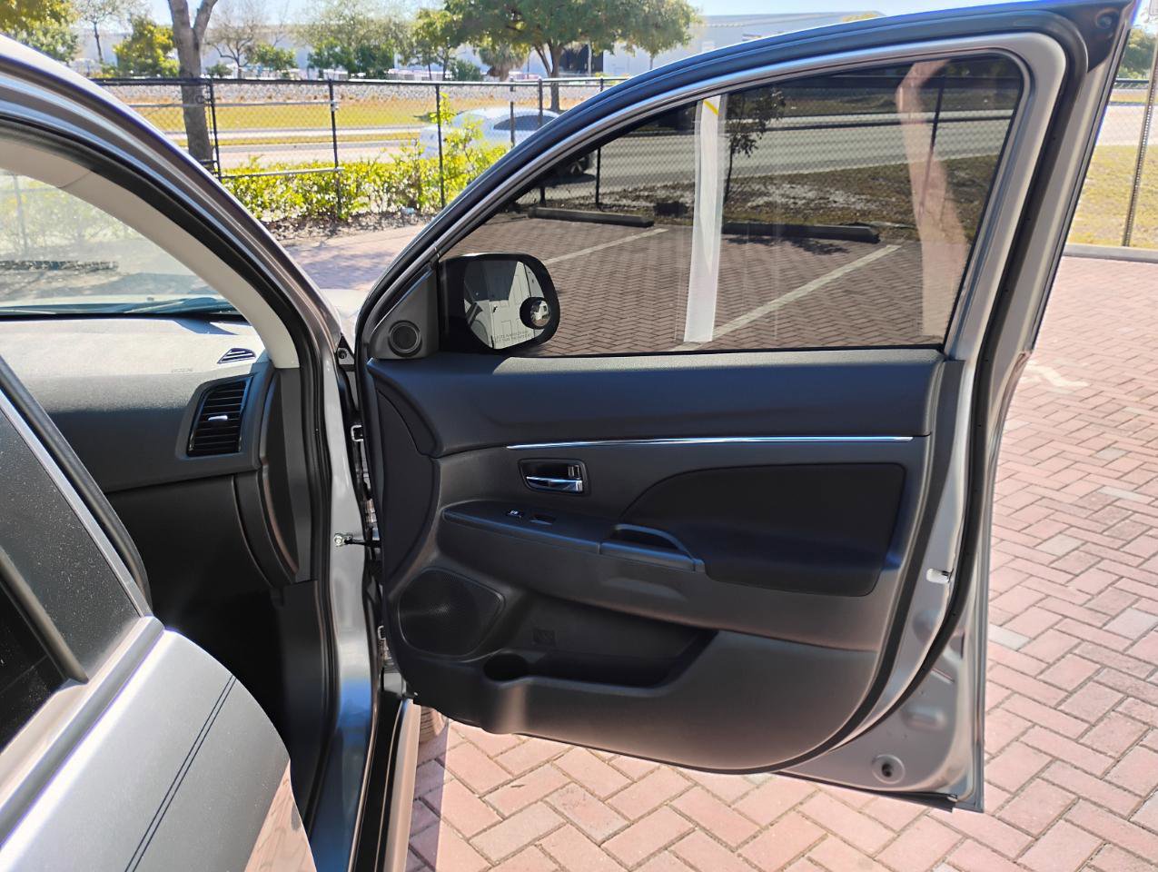 Used 2023 Mitsubishi Outlander Sport LE image 15