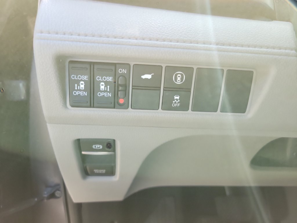 Used 2022 Honda Odyssey EX-L image 19