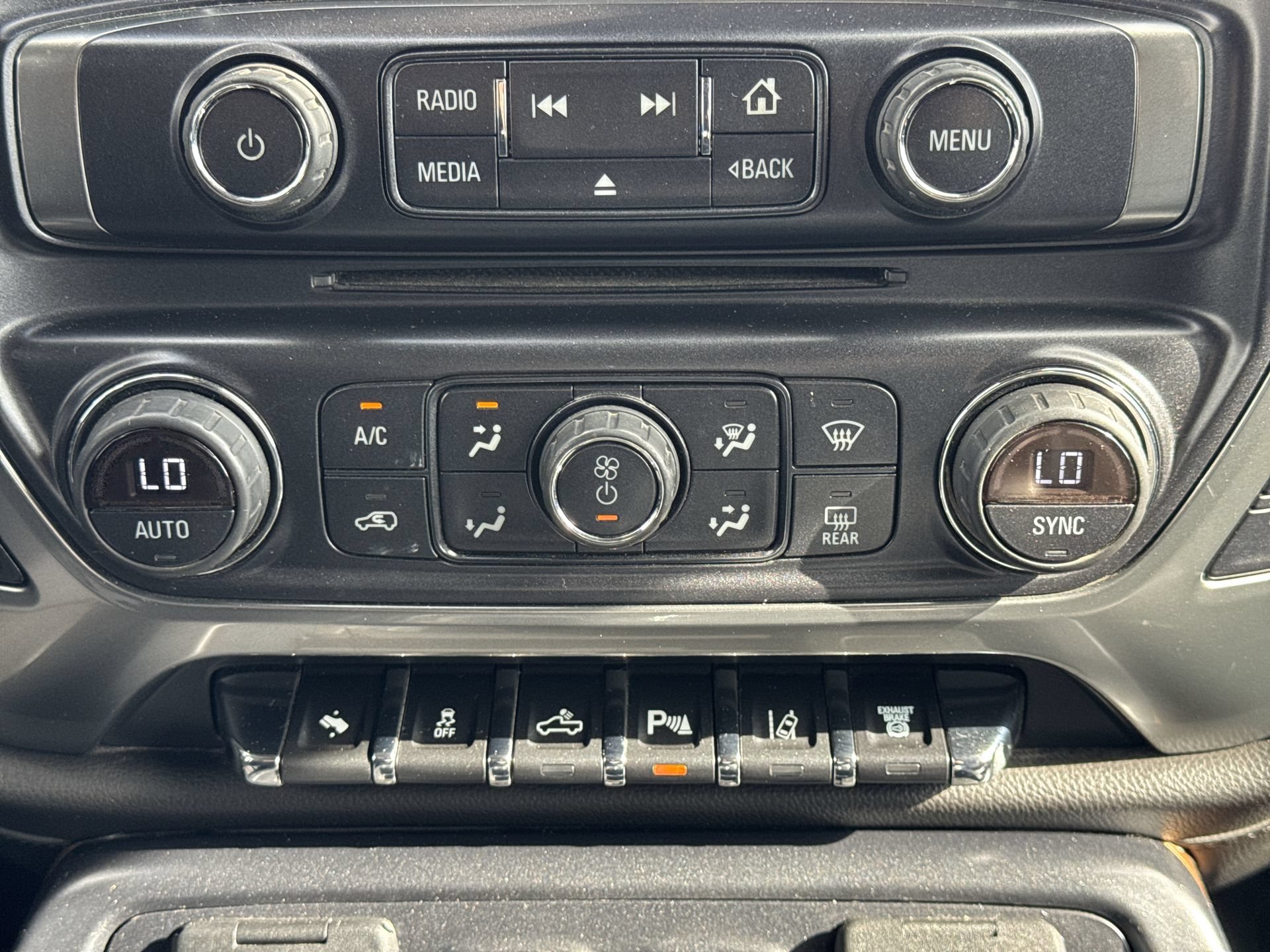 Used 2015 Chevrolet Silverado 3500 LTZ w/ Duramax Plus Package AWD/4WD image 19