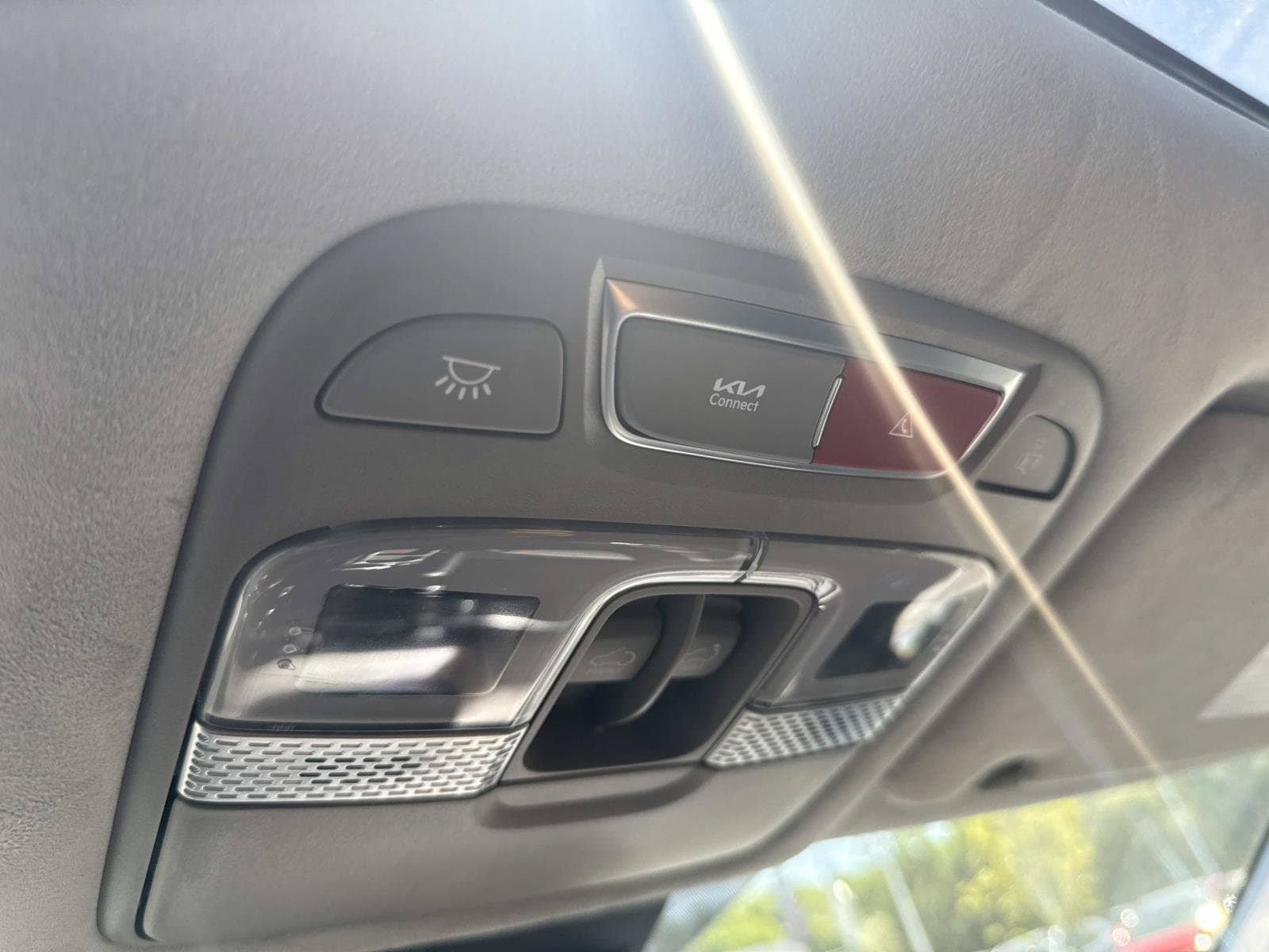 Used 2024 Kia Telluride SX Prestige AWD/4WD image 29