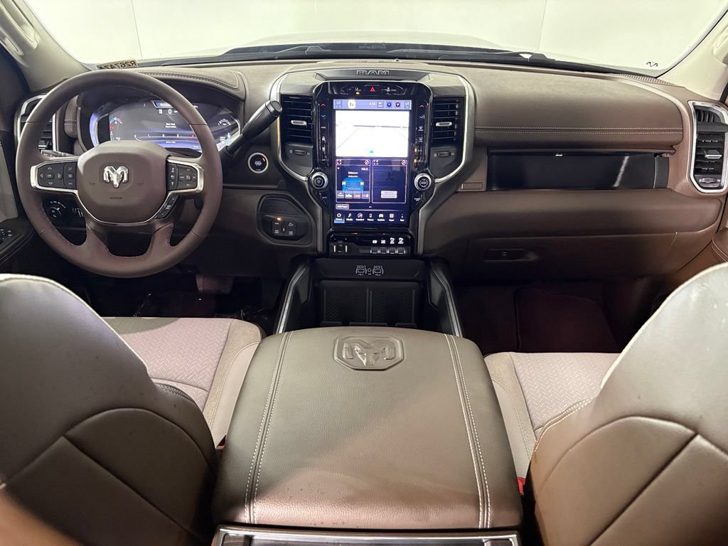 New 2026 RAM 2500 Laramie AWD/4WD image 31