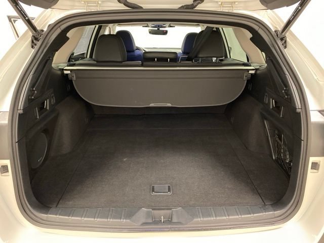 Used 2025 Subaru Outback Onyx Edition AWD/4WD image 18