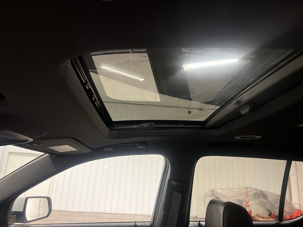 Certified 2023 Chevrolet Traverse RS AWD/4WD image 29