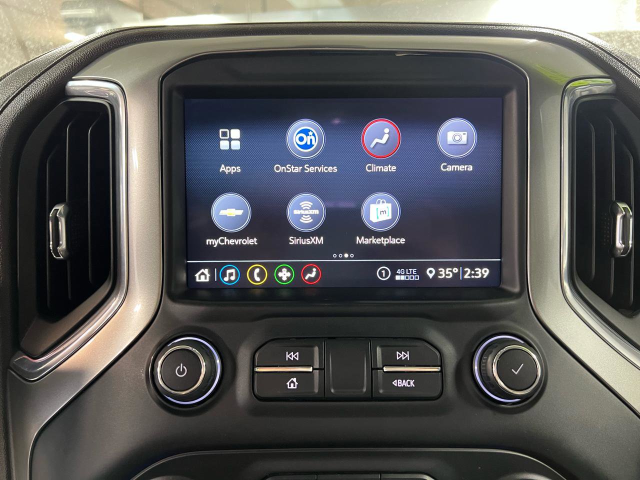 Used 2020 Chevrolet Silverado 2500 LT w/ All Star Edition image 32