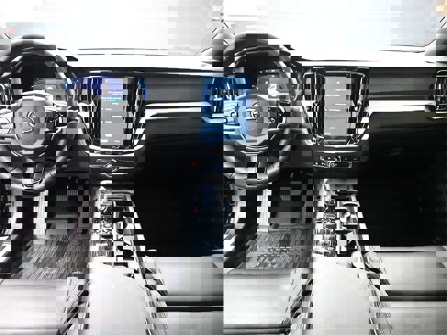 Certified 2024 Volvo S60 B5 Plus image 2