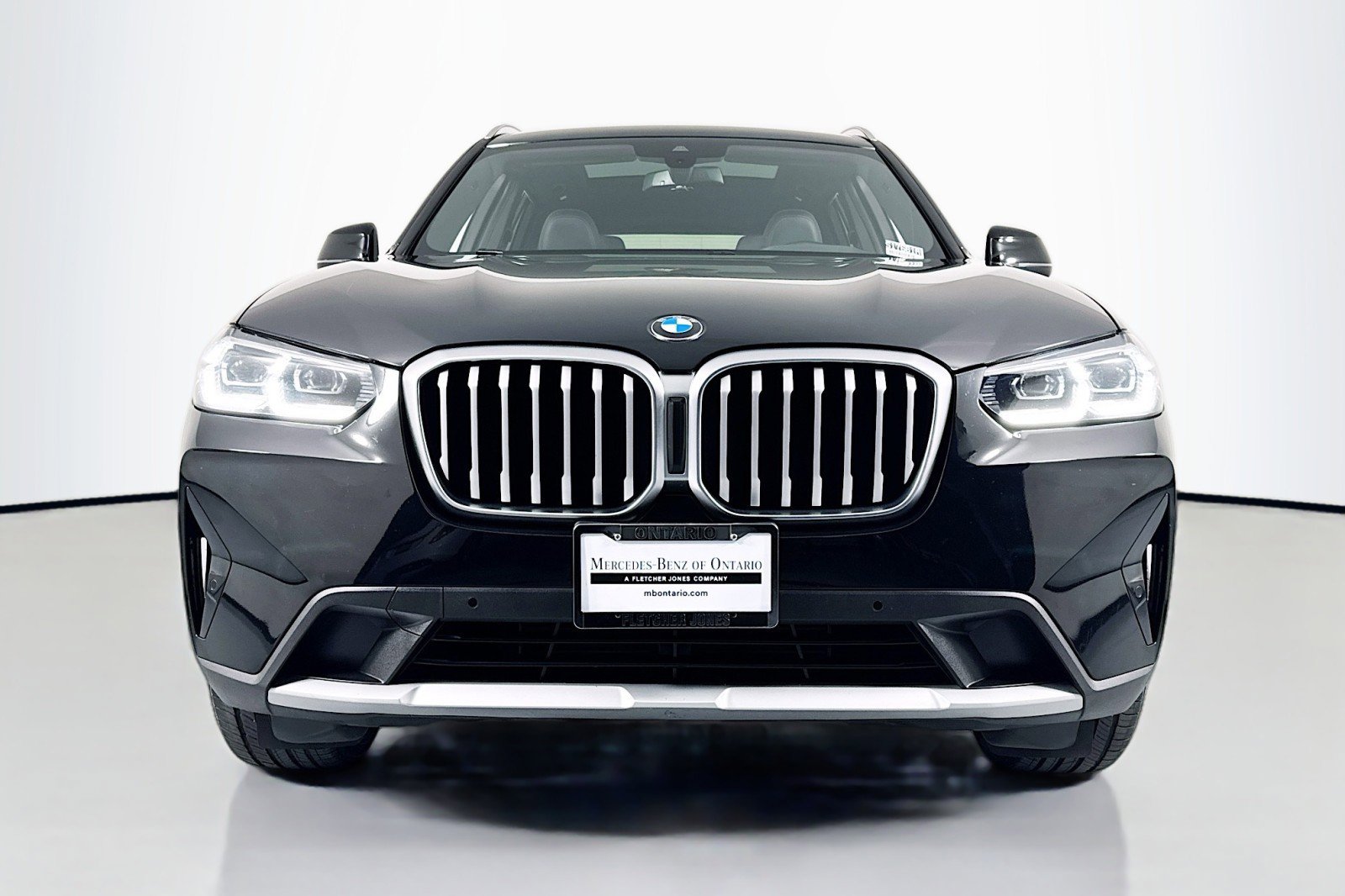 Used 2023 BMW X3 sDrive30i w/ Premium Package w/ZPA image 2
