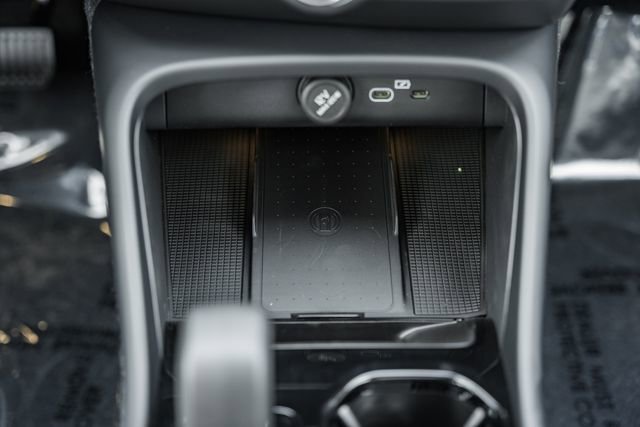 New 2026 Volvo EX40 Plus w/ Climate Package image 25