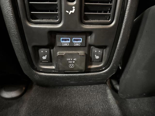 Certified 2025 Dodge Durango R/T image 36