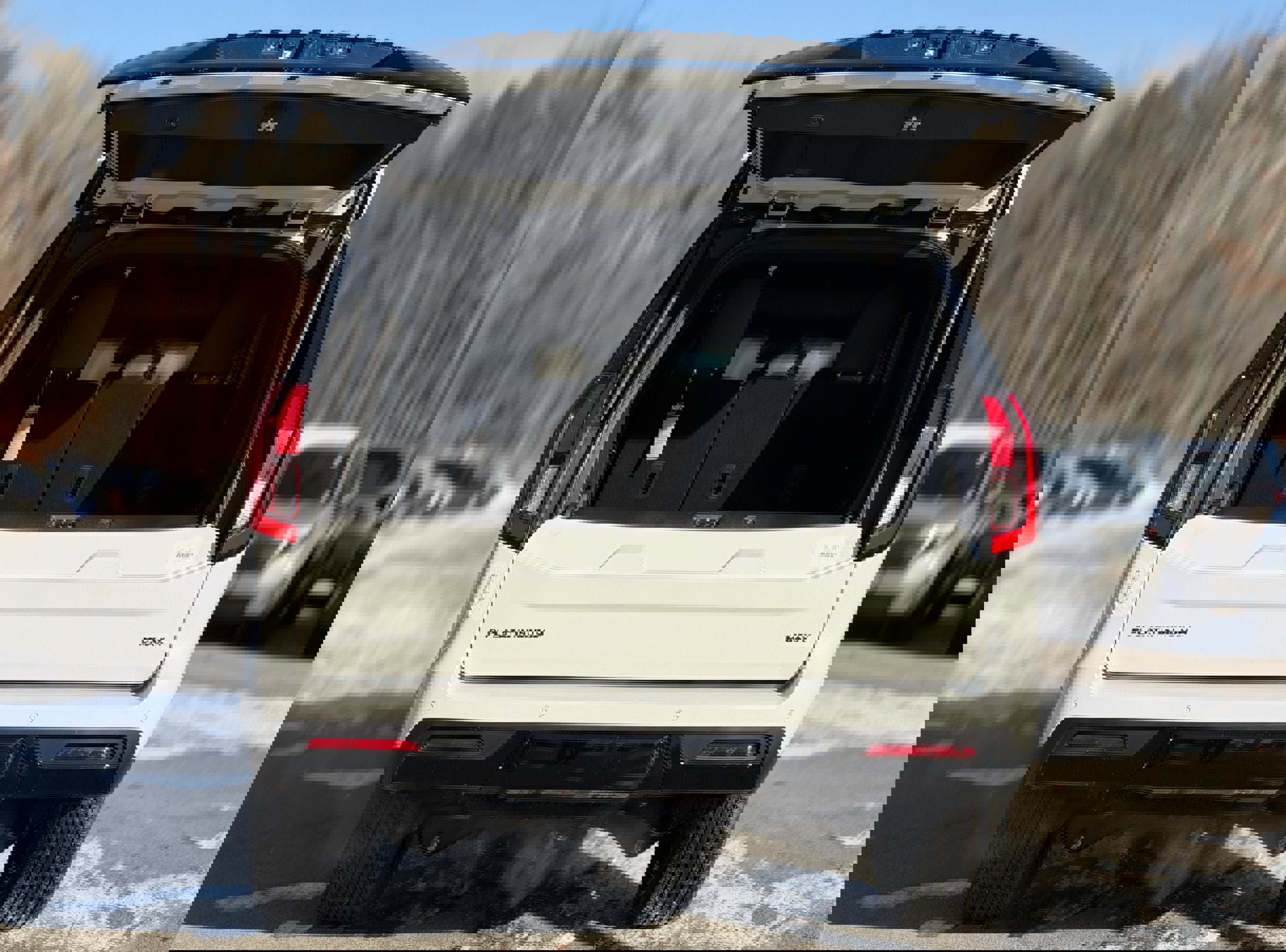 New 2025 Ford Expedition Max Platinum w/ Stealth Performance Package image 27