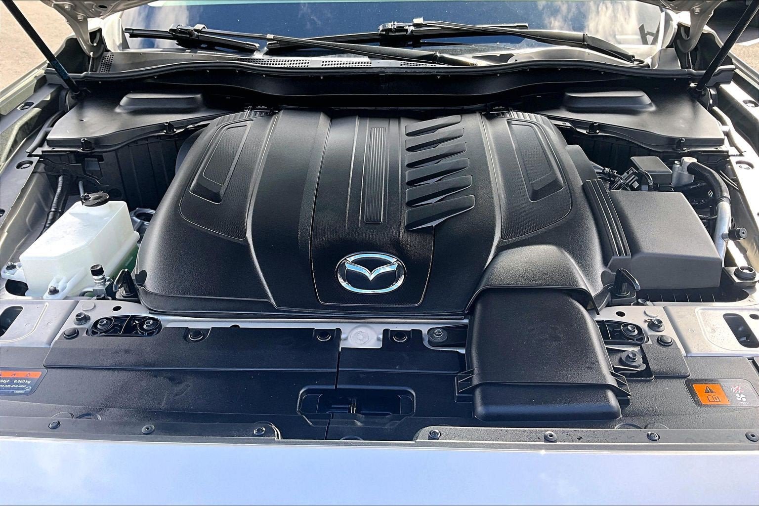 Used 2024 MAZDA CX-90 3.3 Turbo w/ Preferred Plus AWD/4WD image 9