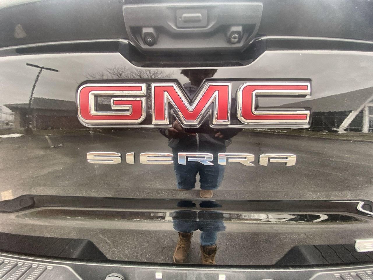 Certified 2025 GMC Sierra 1500 Elevation AWD/4WD image 30