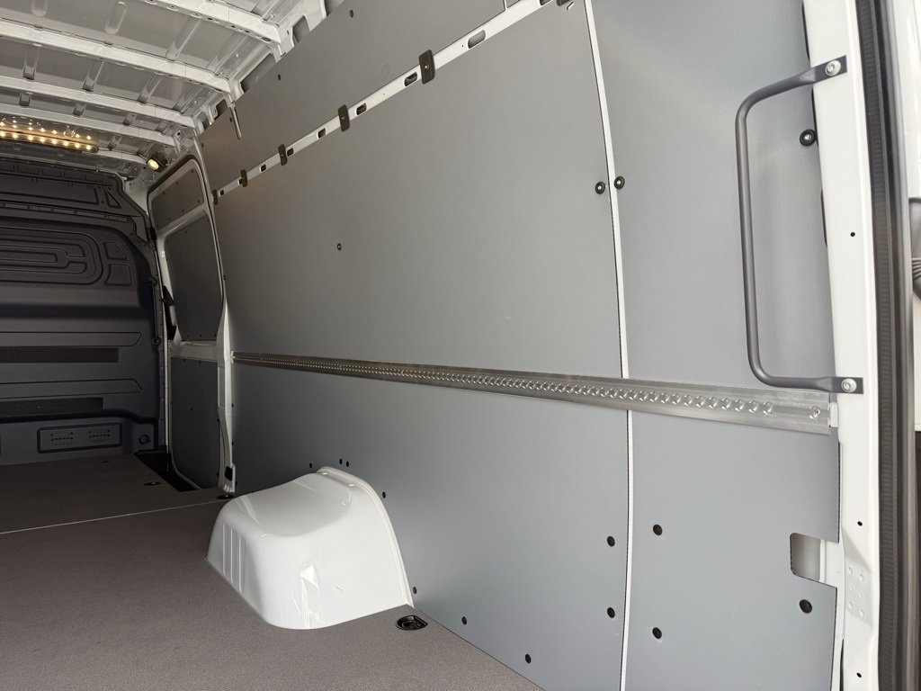 New 2025 Mercedes-Benz Sprinter 4500 image 9