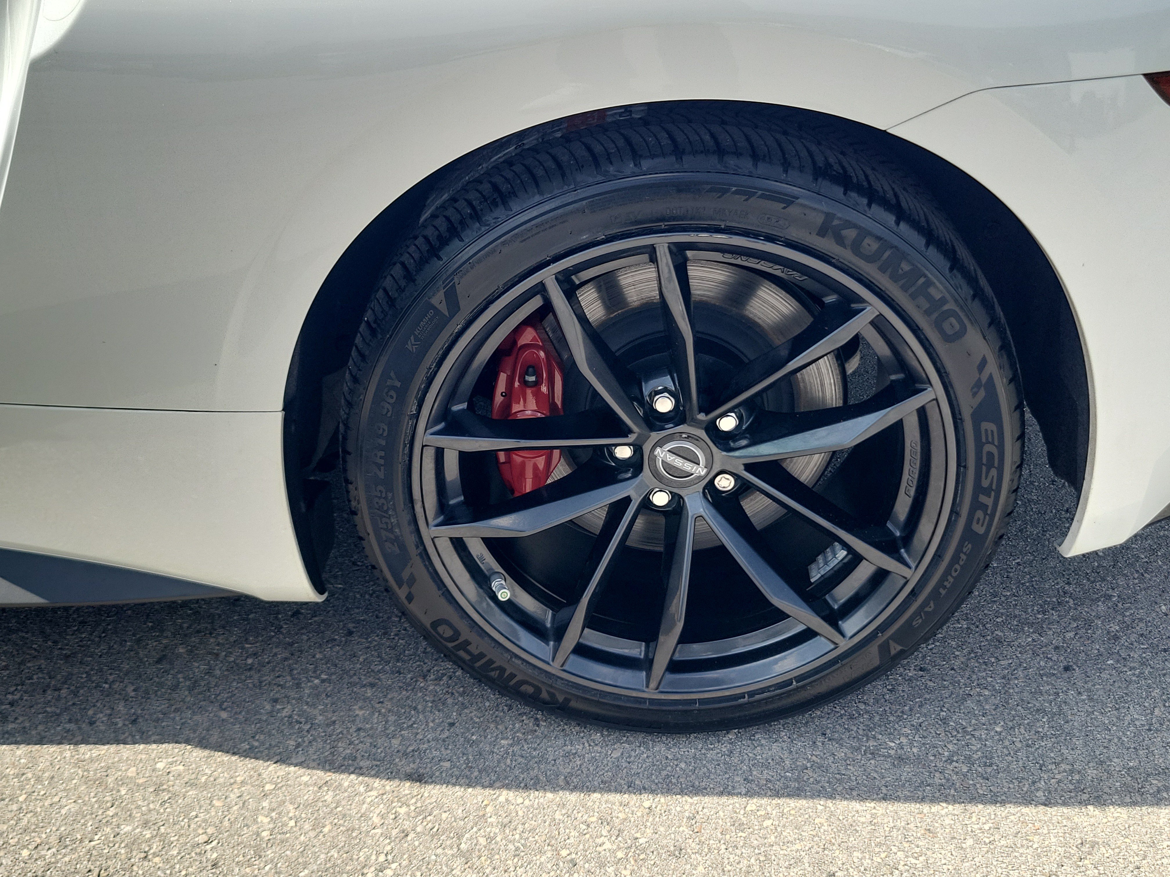 Used 2024 Nissan Z Performance w/ Floor Mat Package RWD image 27