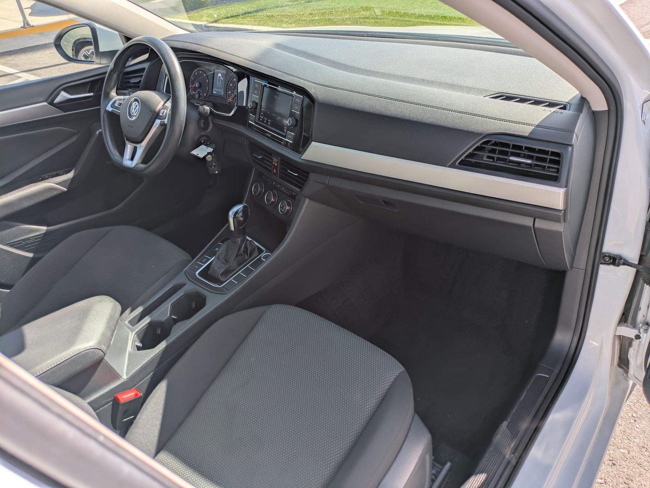 Used 2019 Volkswagen Jetta S w/ Driver Assistance Package FWD image 32