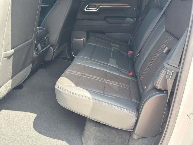 Used 2023 Chevrolet Silverado 1500 High Country w/ Technology Package RWD image 20