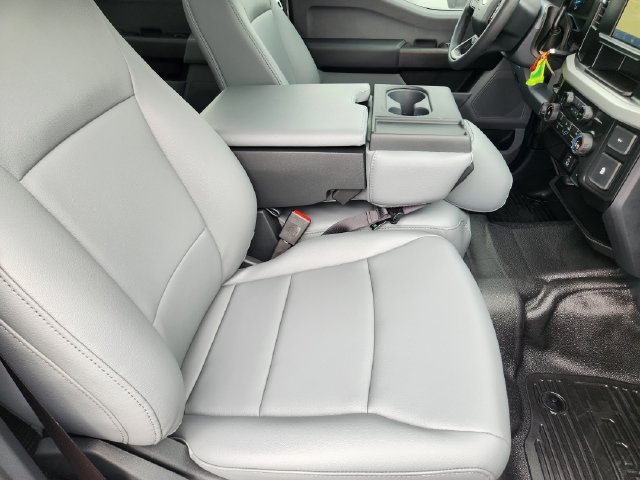 New 2027 Ford F250 XL RWD image 14