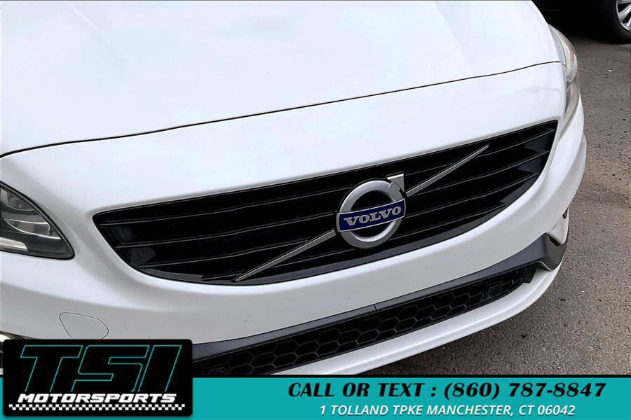 Used 2016 Volvo S60 T6 R-Design w/ Convenience Package image 28