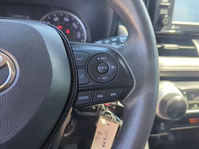 Certified 2020 Toyota RAV4 LE FWD image 16