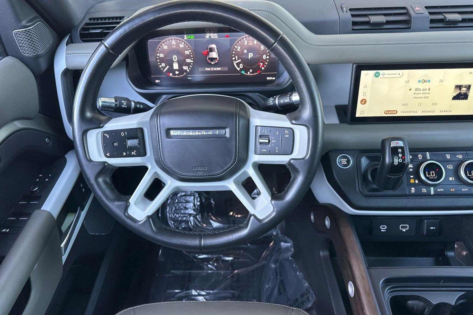 Used 2020 Land Rover Defender 110 HSE image 30