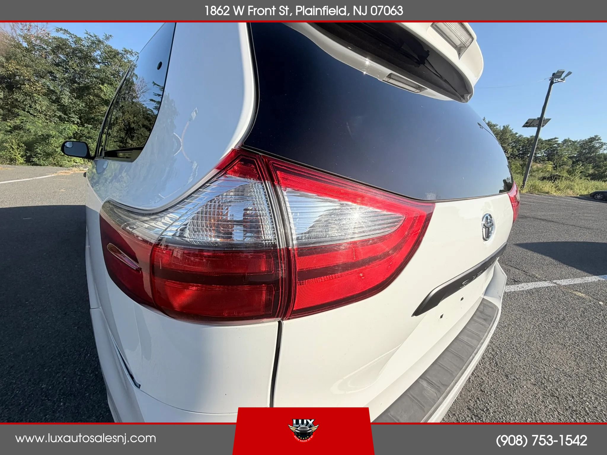 Used 2020 Toyota Sienna L FWD image 20