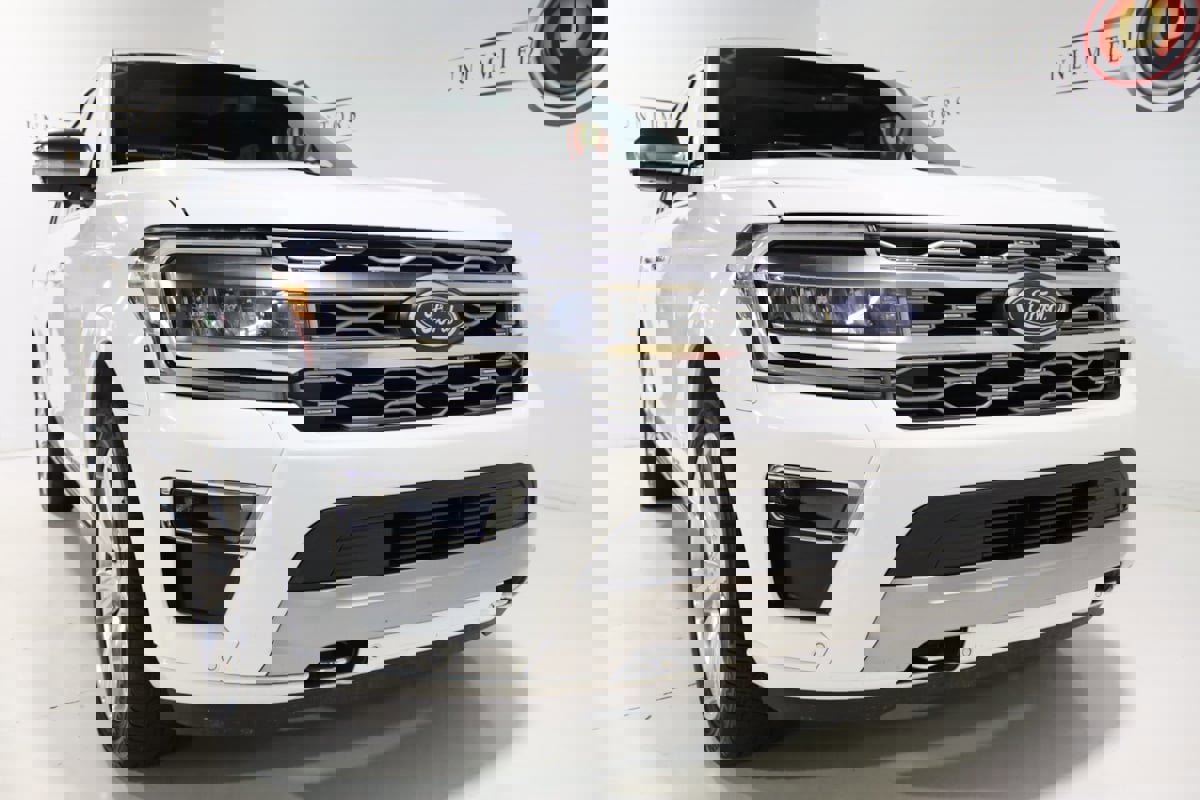 Used 2023 Ford Expedition Max Platinum image 29