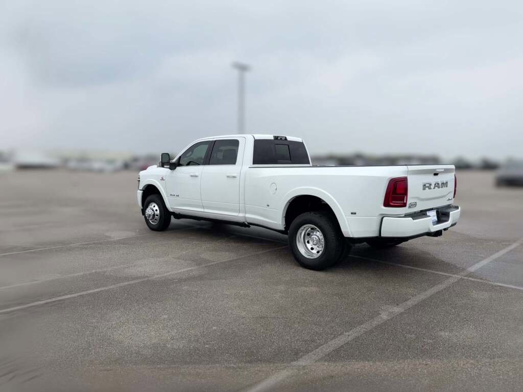 New 2025 RAM 3500 Longhorn image 8