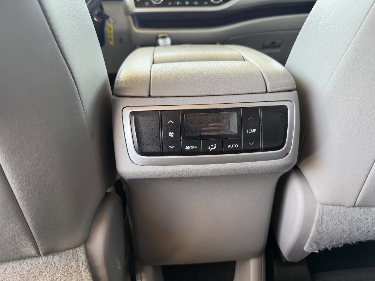 Used 2015 Toyota Highlander Plus image 15