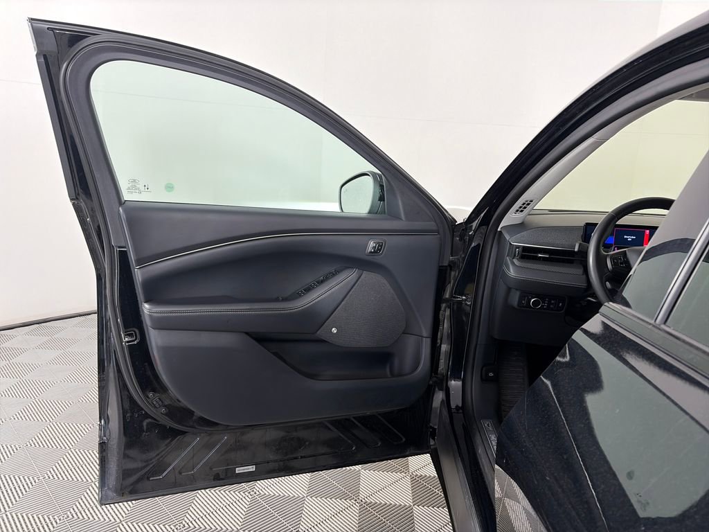 Used 2023 Ford Mustang Mach-E Premium AWD/4WD image 10