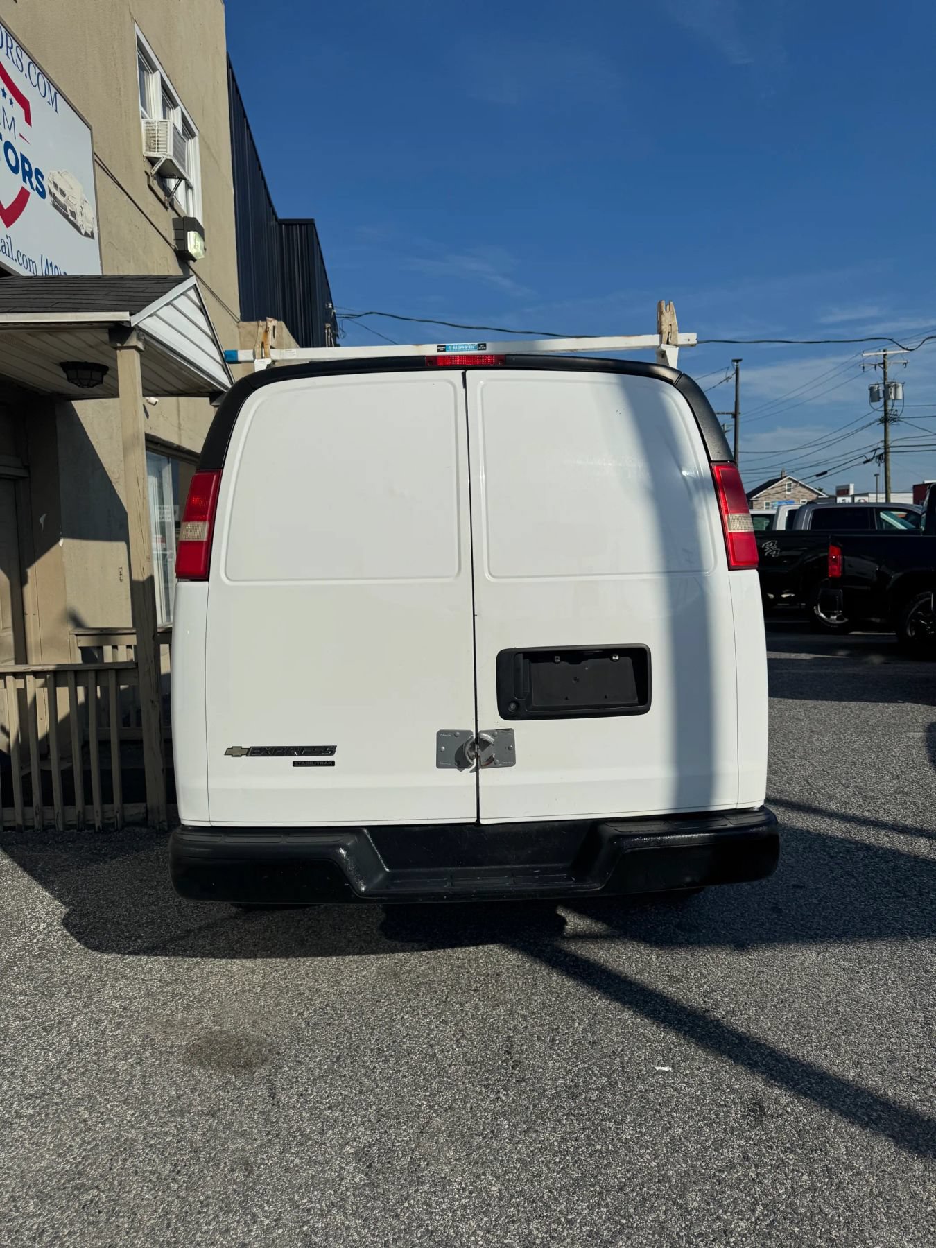 Used 2012 Chevrolet Express 2500 RWD image 5