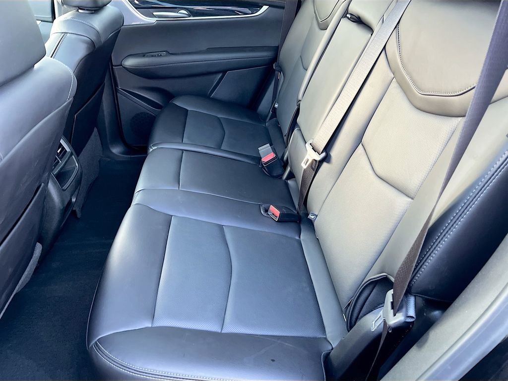 Used 2025 Cadillac XT5 Premium Luxury AWD/4WD image 26