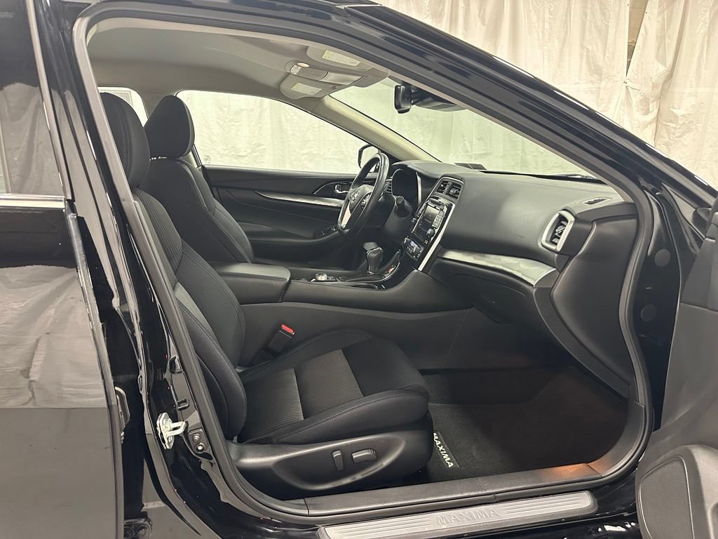 Used 2020 Nissan Maxima 3.5 S w/ Floor Mat Group FWD image 54