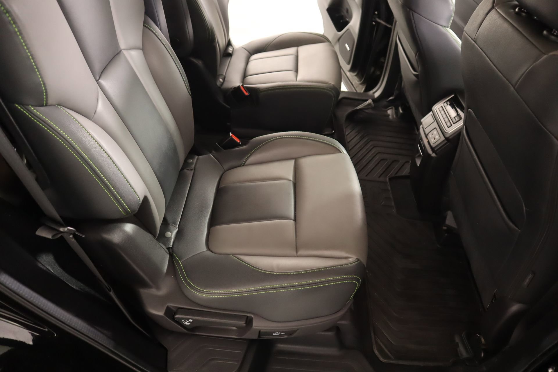 Used 2023 Subaru Ascent Onyx Edition Limited AWD/4WD image 15