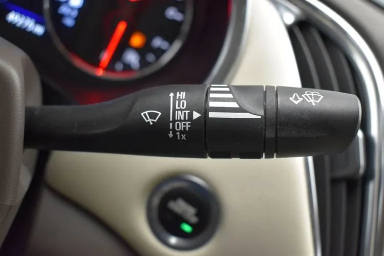 Used 2024 Chevrolet Malibu LT FWD image 25
